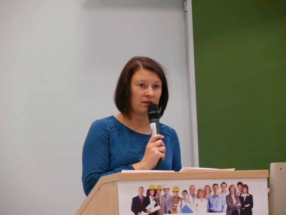 Zdjęcie galerii artykułu: Dr Anna Wawrzonek porównuje kształcenie ustawiczne w Polsce i Europie - Dr Anna Wawrzonek porównuje kształcenie ustawiczne w Polsce i Europie