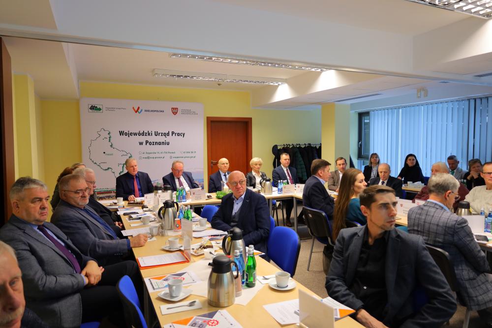 Zdjęcie galerii artykułu:  - Plenarne posiedzenie Wojewódzkiej Rady Rynku Pracy w Poznaniu 3