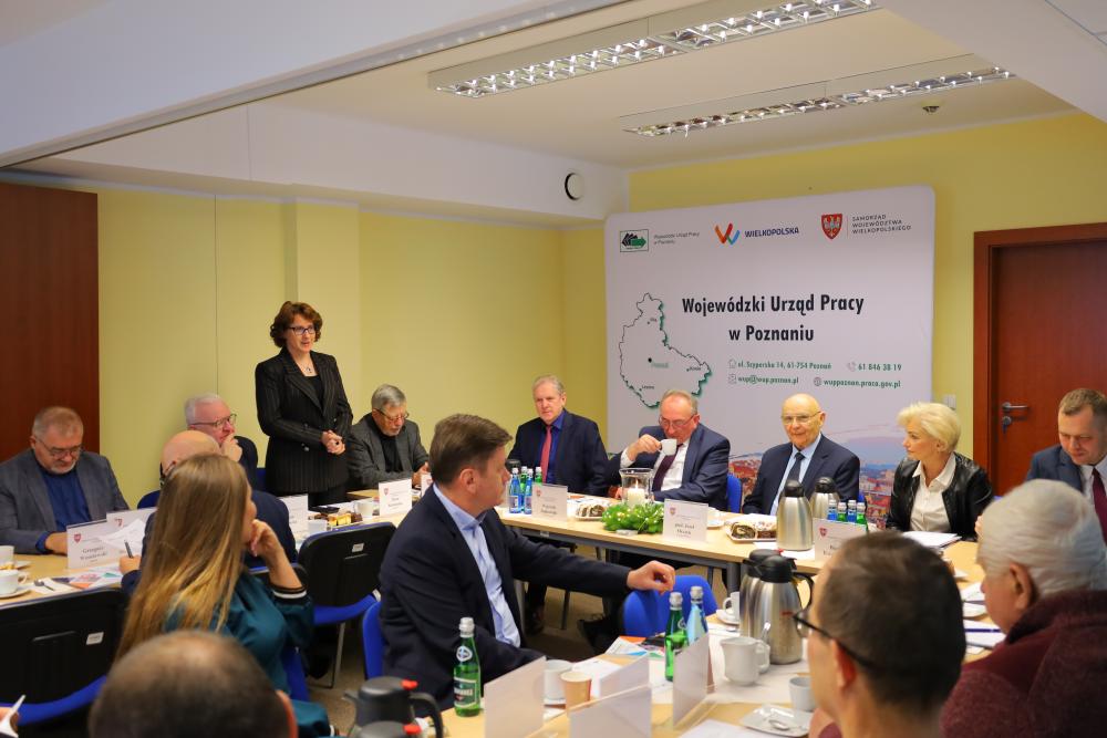 Zdjęcie galerii artykułu:  - Plenarne posiedzenie Wojewódzkiej Rady Rynku Pracy w Poznaniu 5